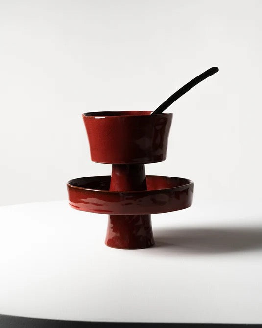 Hoge kom - La Mère by Marie Michielssen - Venetian red