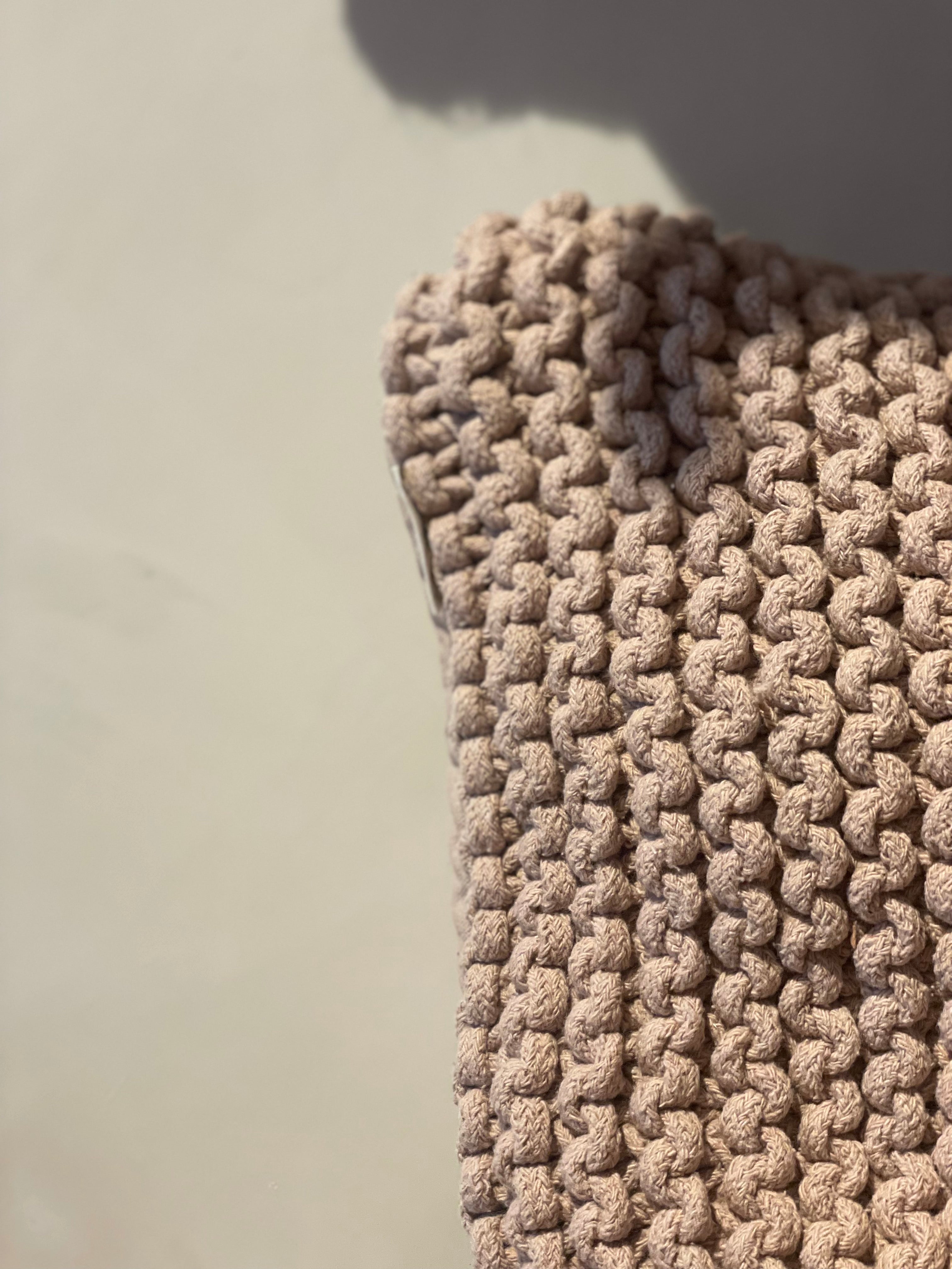 Rope kussen hazelnoot