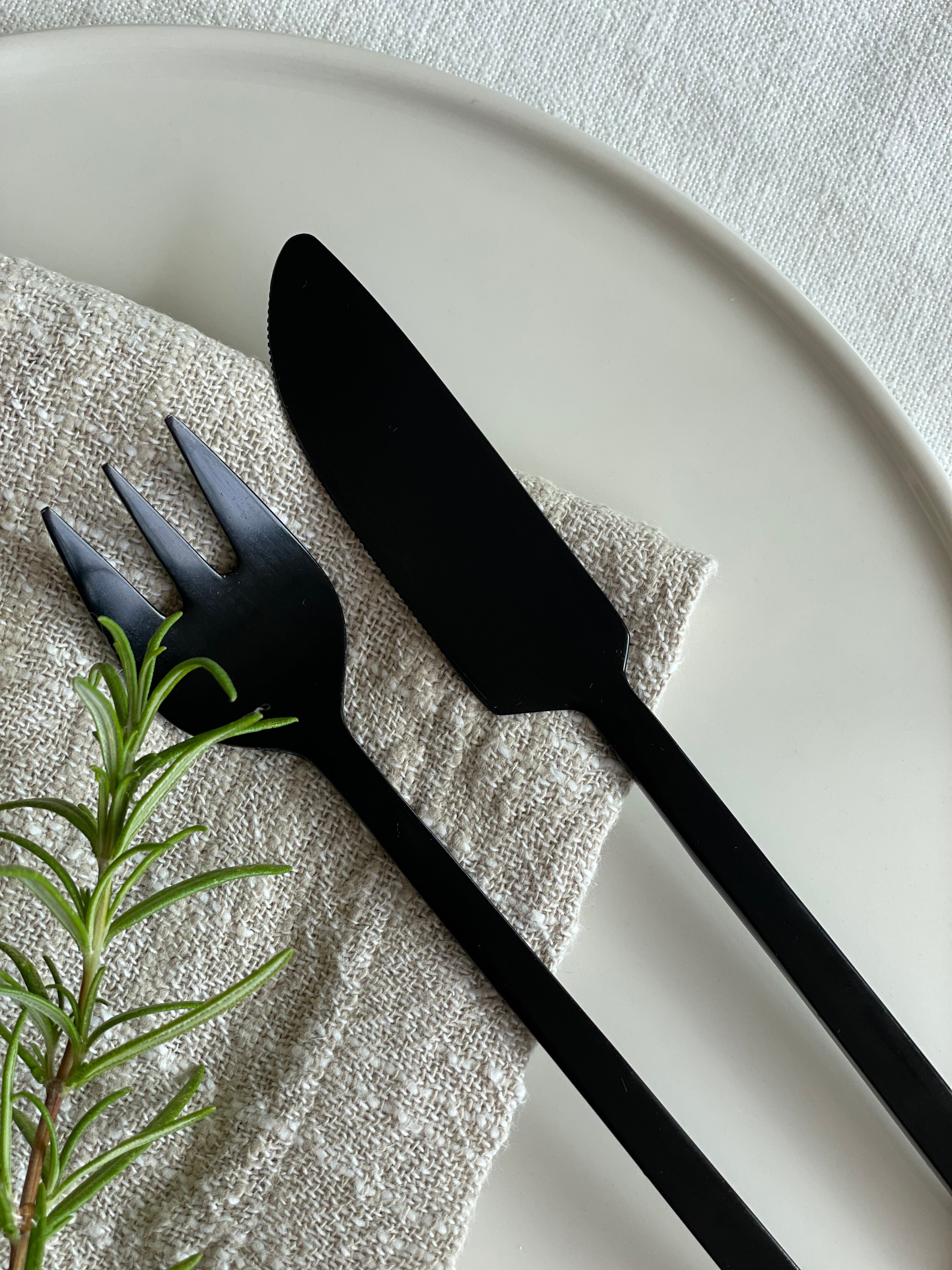 Black cutlery - set for 6 - La Mère by Marie Michielssen