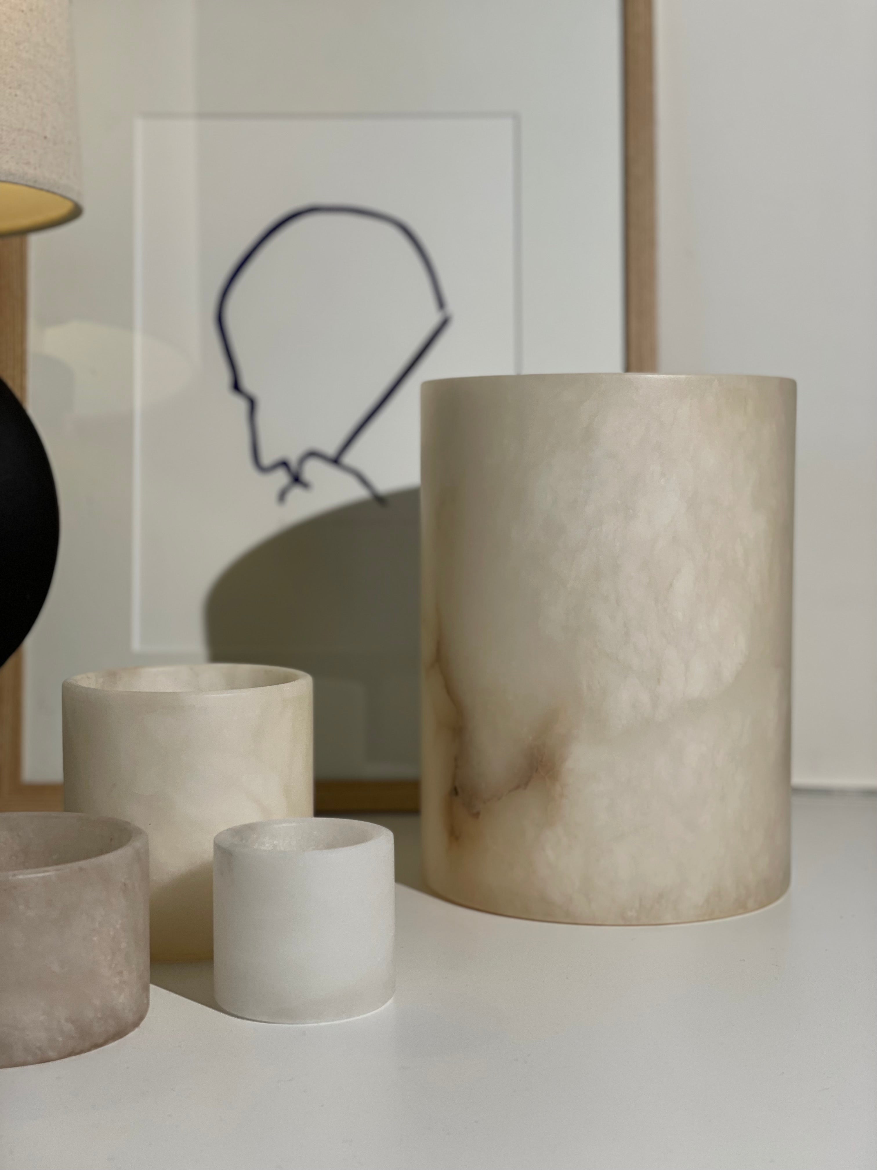 Kaarshouder/Vaas albaster beige L
