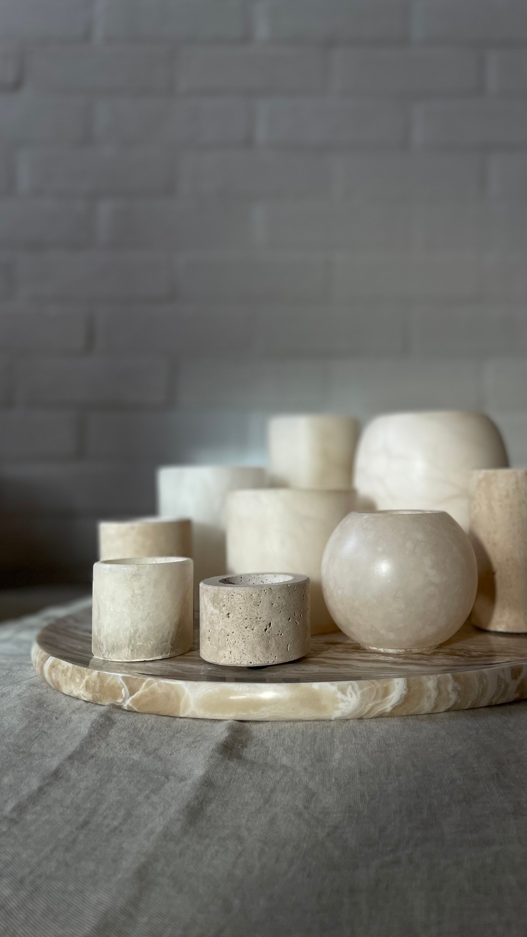 Alabaster tealight holder beige sphere