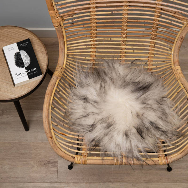 Dessus de chaise en peau de mouton islandais  -noir - blanc