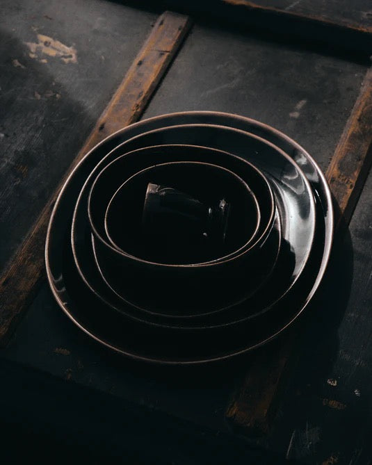 Deep plate S brown-black Out Of Lines