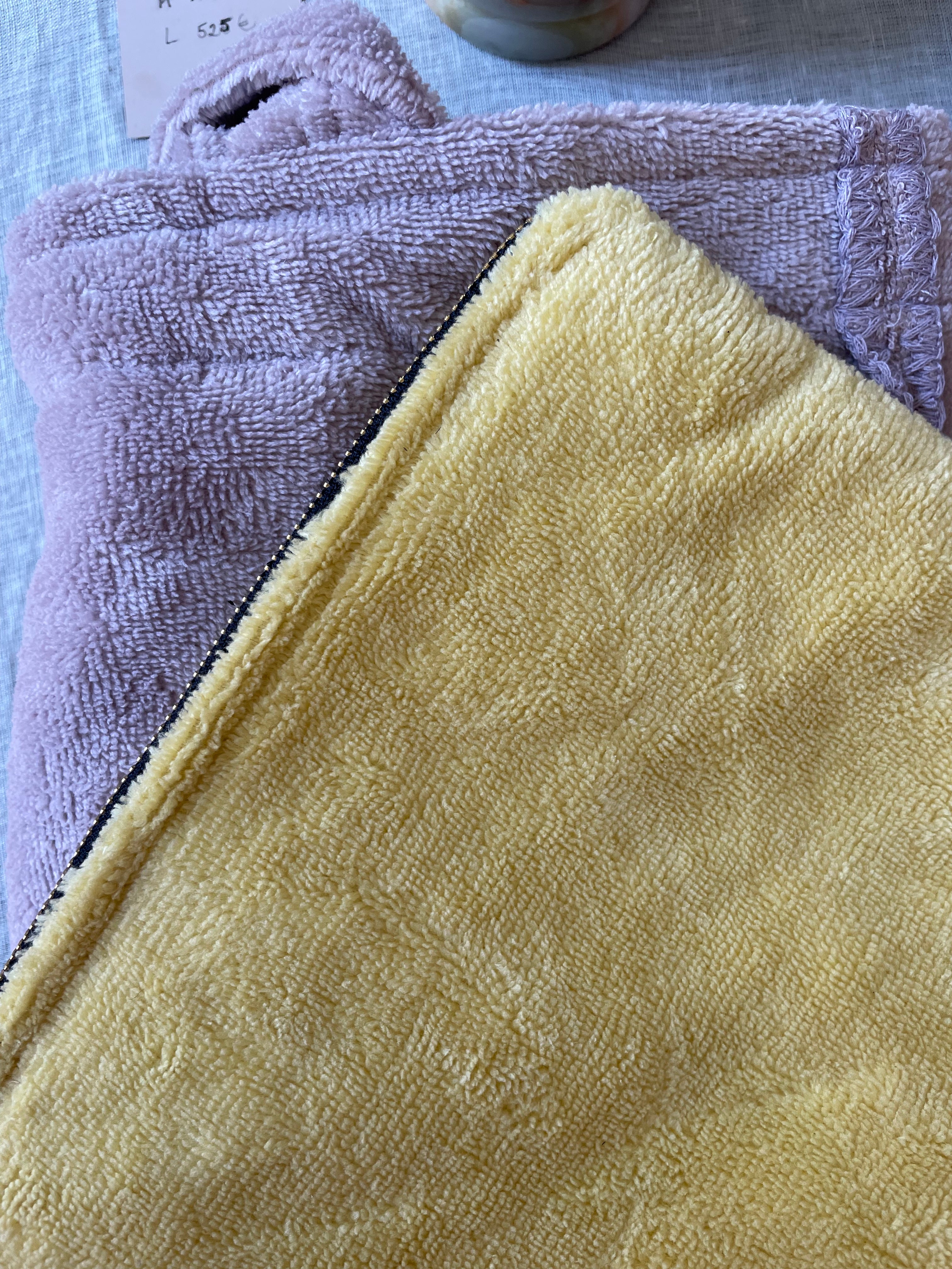 Toiletry bag/clutch Yellow