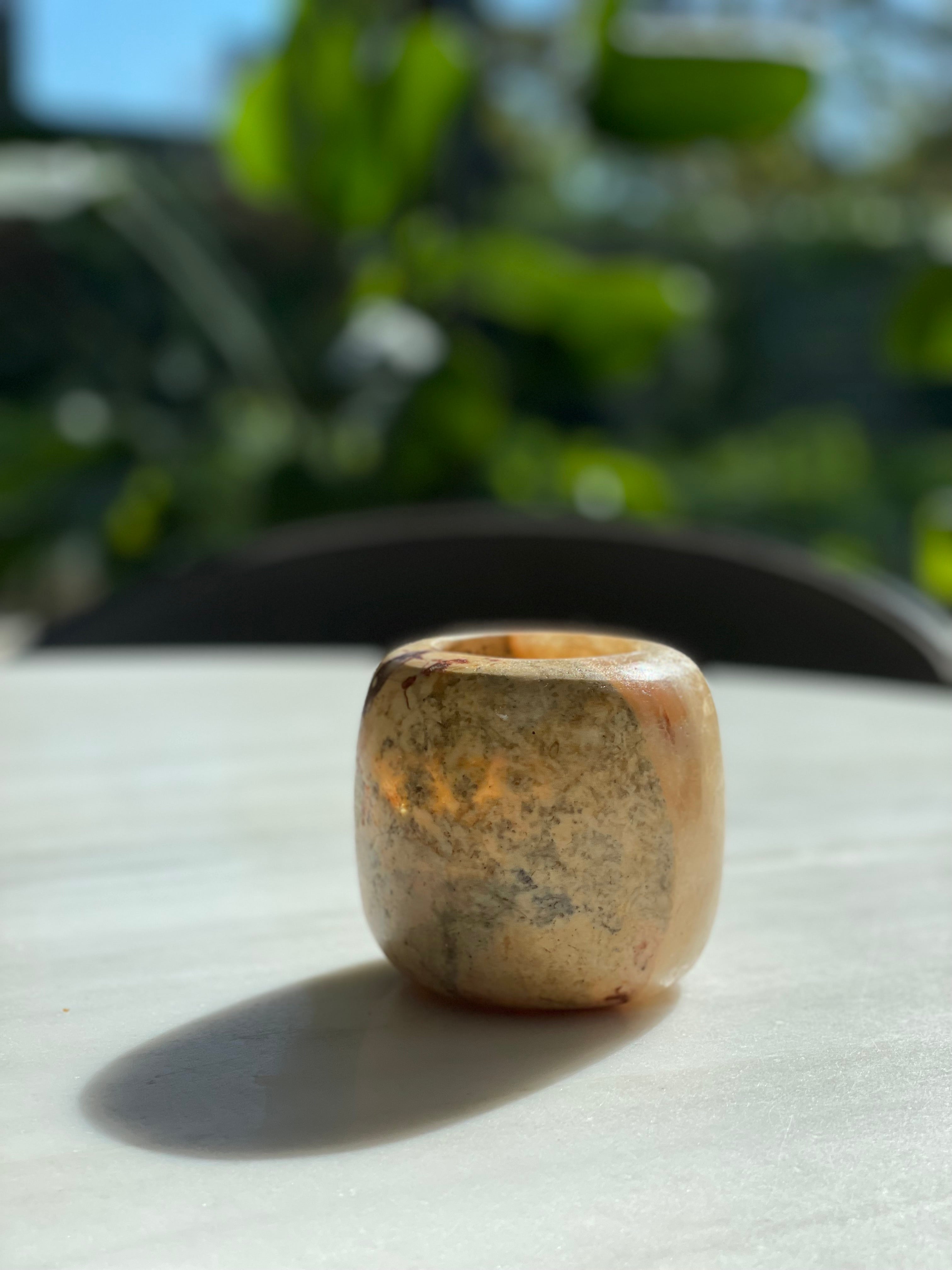 Egyptische albast bolletje