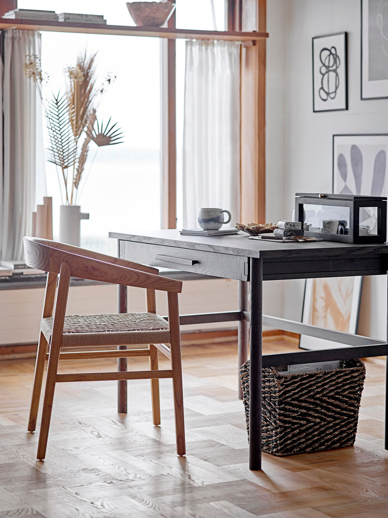Wells bureau