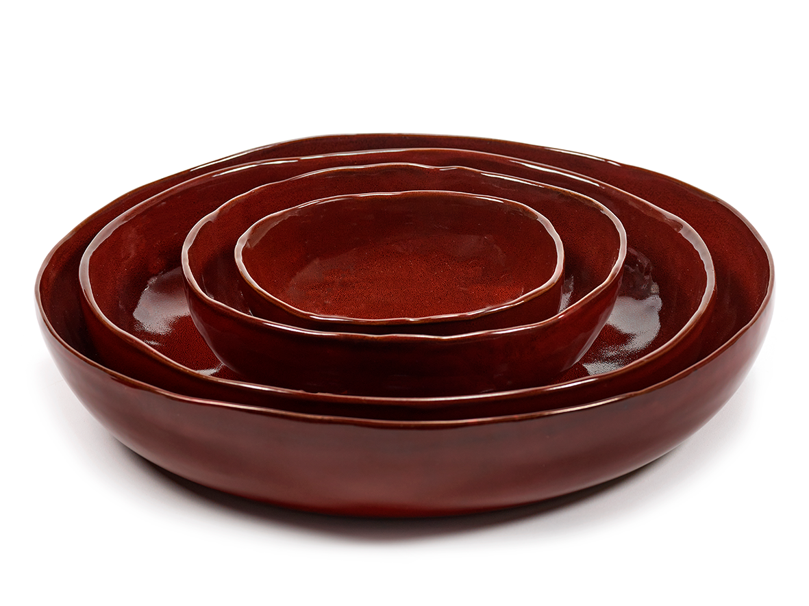 Serving bowl M - La Mère by Marie Michielssen - Venetian red