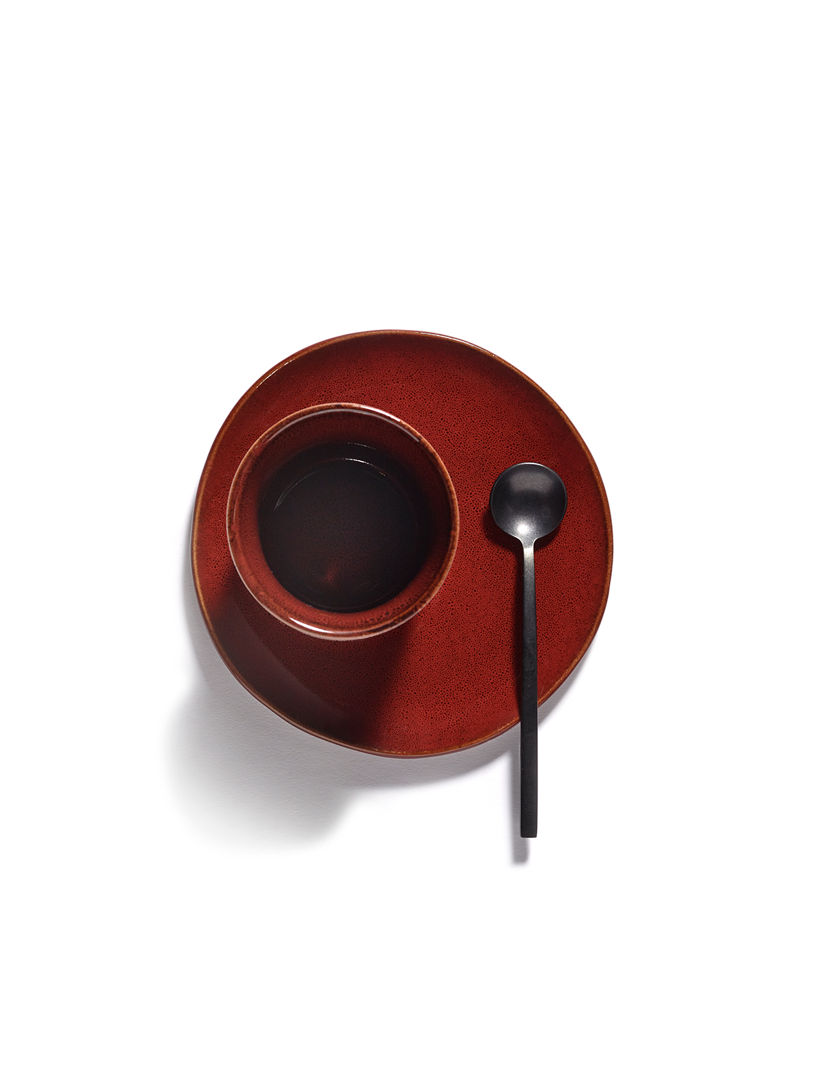 Koffiekop - La Mère by Marie Michielssen -  Venetian red