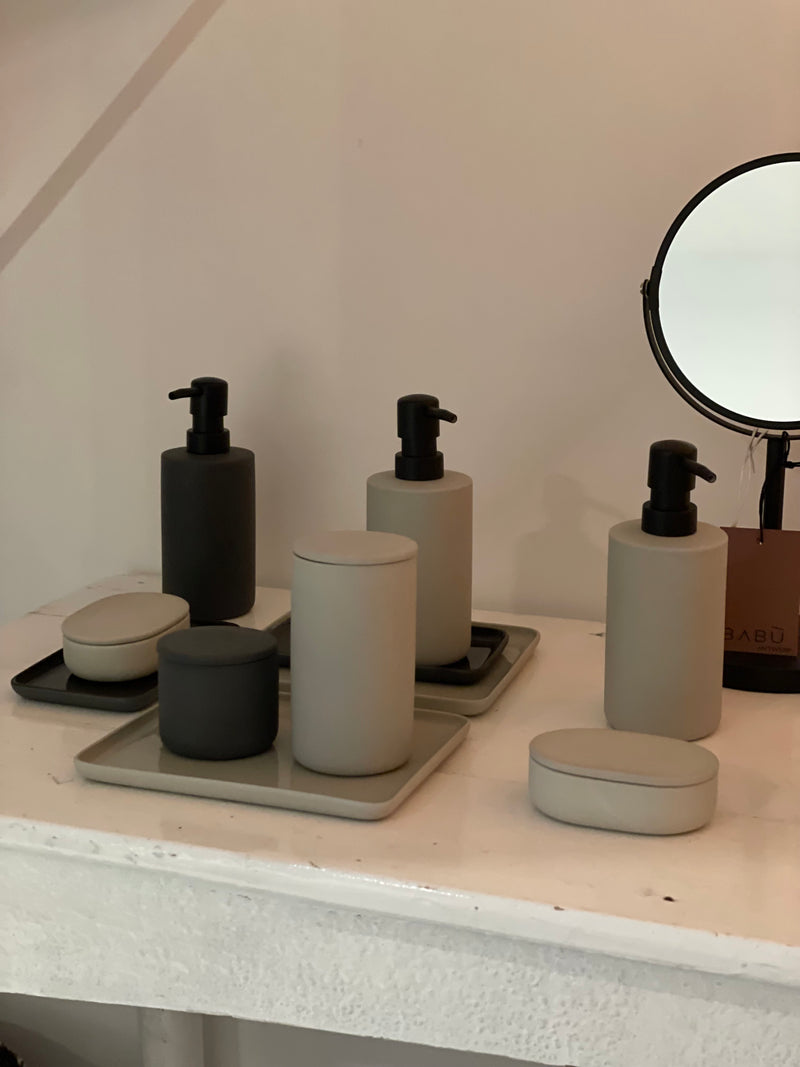 Small gray storage box with lid  - Bertrand Lejoly