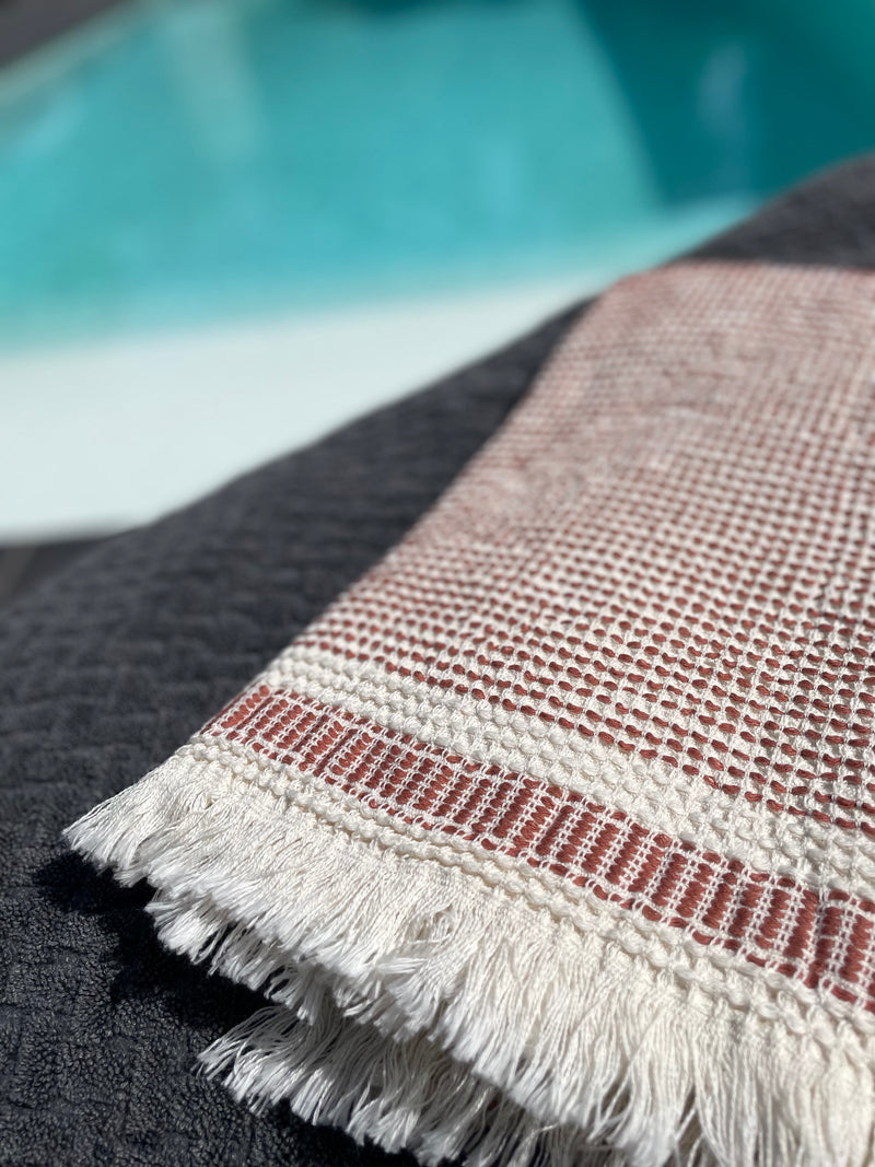 Serviette gaufrée en cuivre