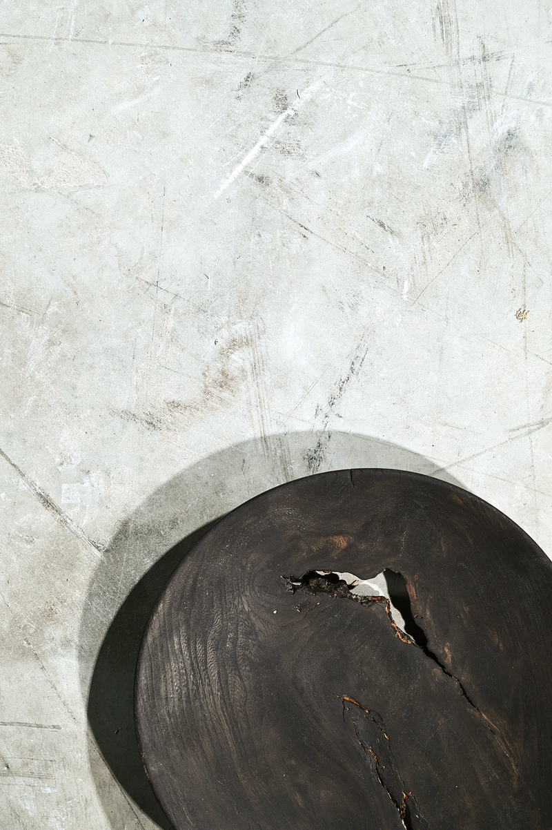 Platter French oak L black